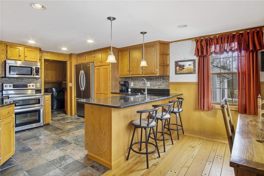 215 Woonsocket Hill Road North Smithfield, RI 02896 - Photo 8 of 39