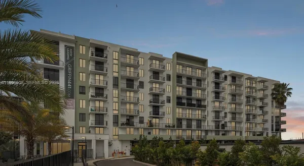 $3,543 | 4465 Griffin Road, Unit C1, Davie, FL 33314