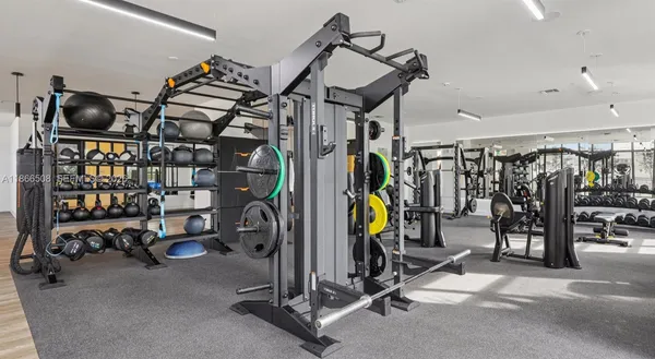 $3,543 | 4465 Griffin Road, Unit C1, Davie, FL 33314