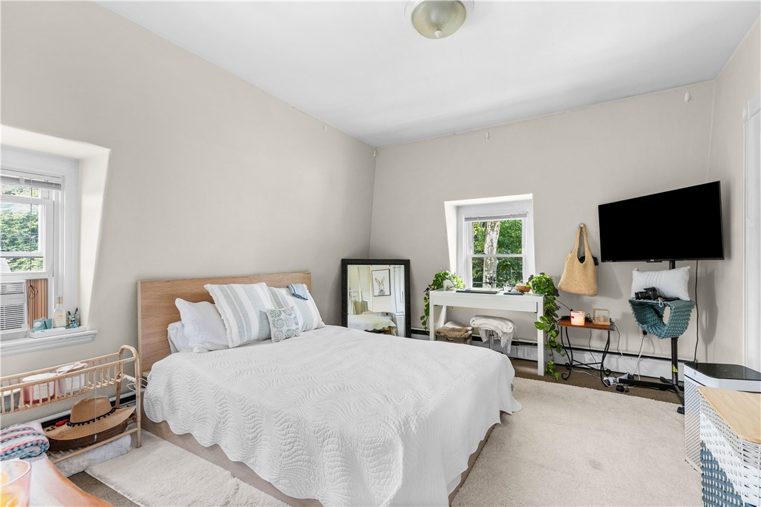 501 Spring Street, Unit 3 Newport, RI 02840 - Photo 17 of 29