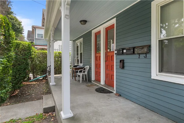 $3,500 | 501 Spring Street, Unit 3, Newport, RI 02840