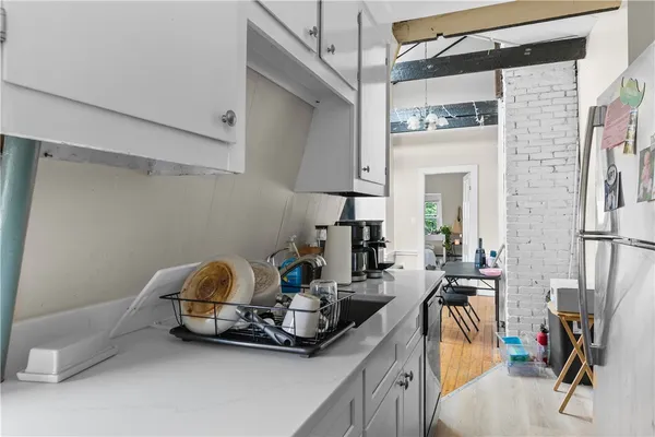 $3,200 | 501 Spring Street, Unit 3, Newport, RI 02840