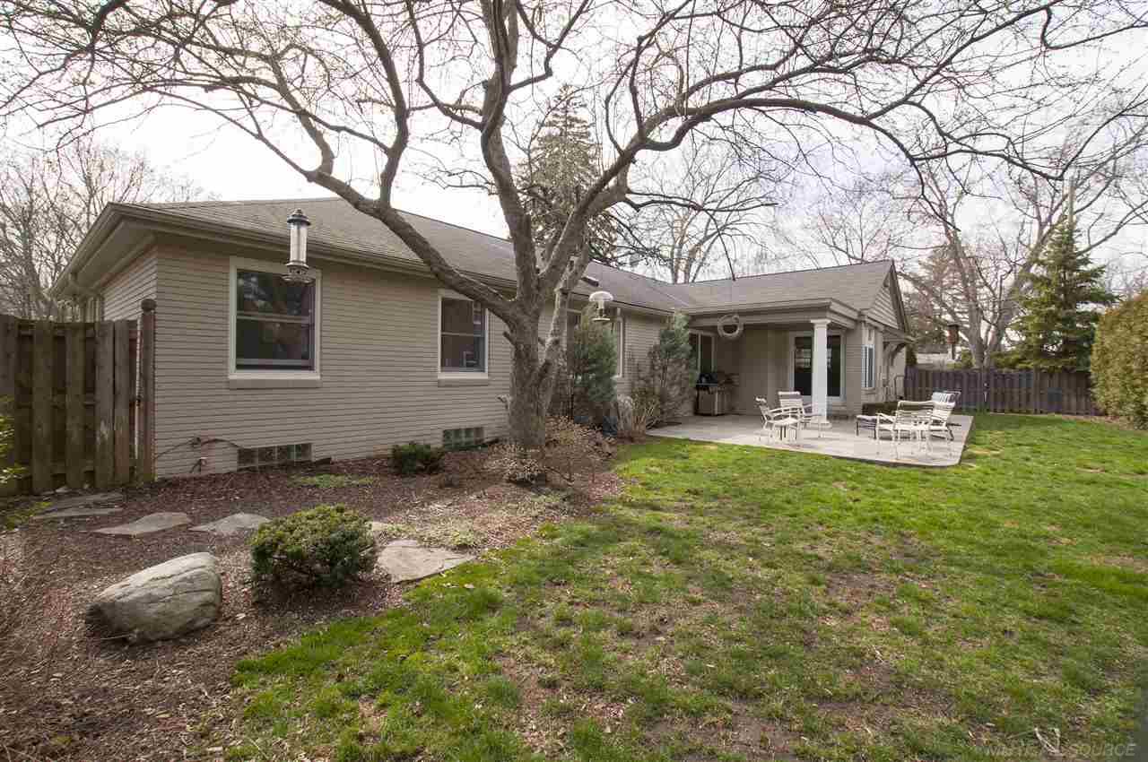 294 Stephens Road Grosse Pointe Farms, MI 48236 - Photo 39 of 42