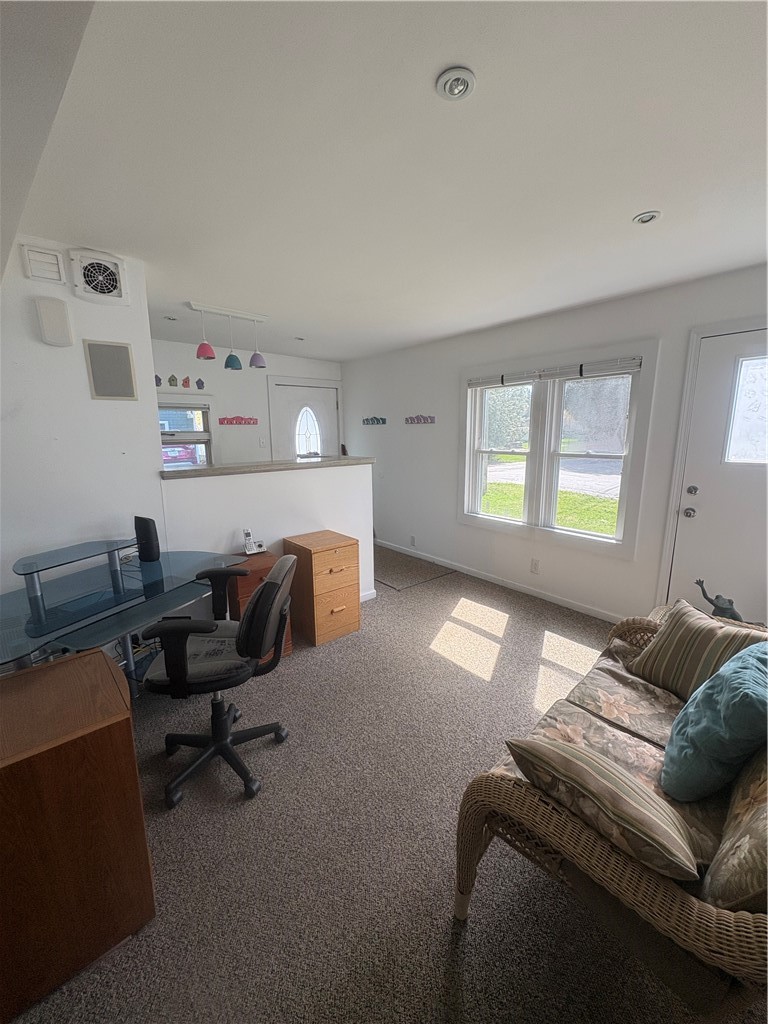 2187 Lake Road Ontario, NY 14519 - Photo 10 of 41