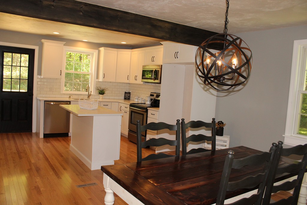15 Greystone Road Franklin, MA 02038 - Photo 8 of 23 Gallery Image 8