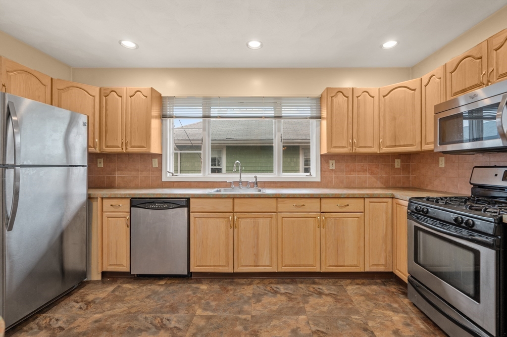 74-76 Windsor Road Medford, MA 02155 - Photo 22 of 42 Gallery Image 22