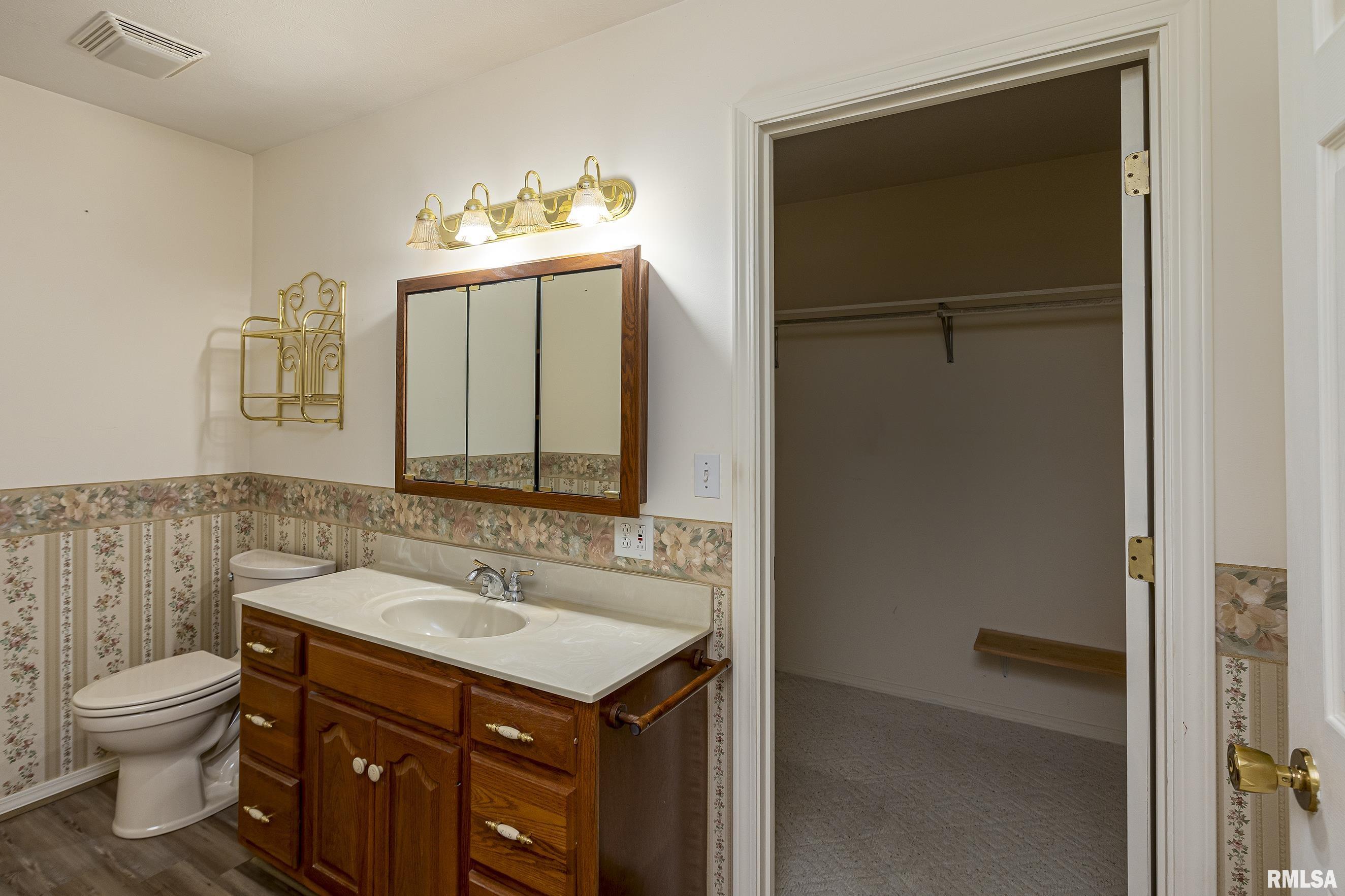 2115 Weaver Road Herrin, IL 62948 - Photo 19 of 35 Gallery Image 19