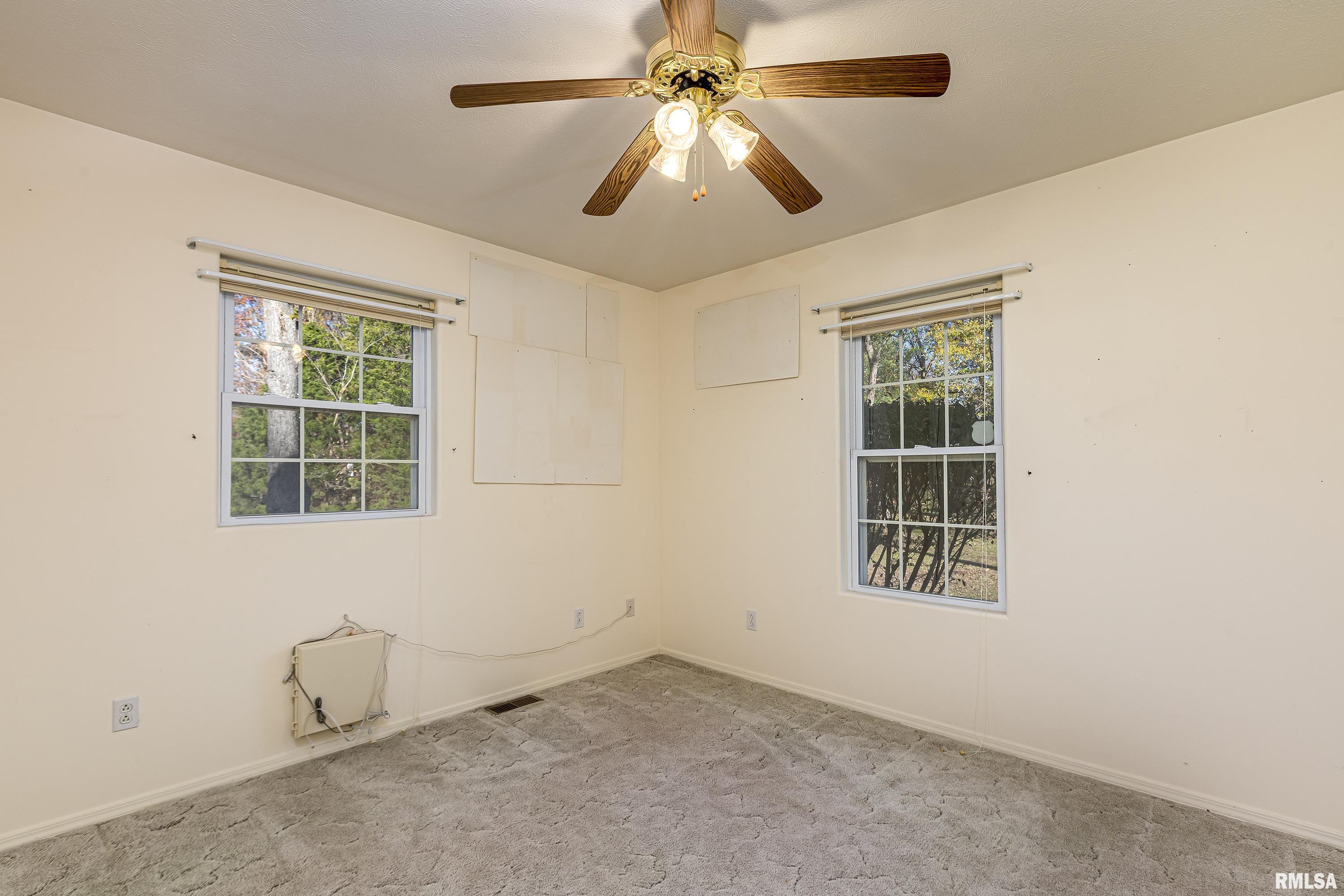 2115 Weaver Road Herrin, IL 62948 - Photo 22 of 35 Gallery Image 22
