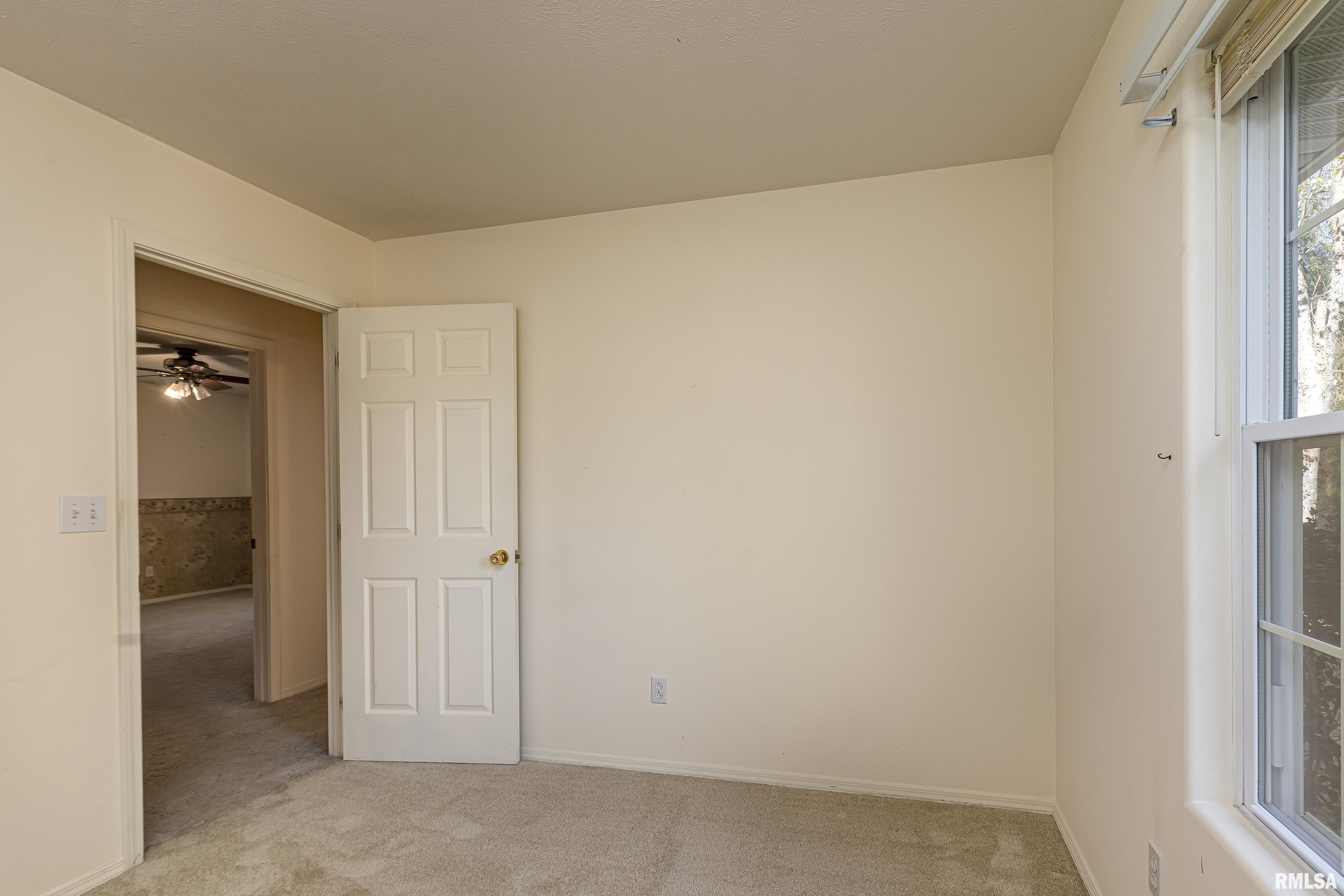 2115 Weaver Road Herrin, IL 62948 - Photo 26 of 35 Gallery Image 26