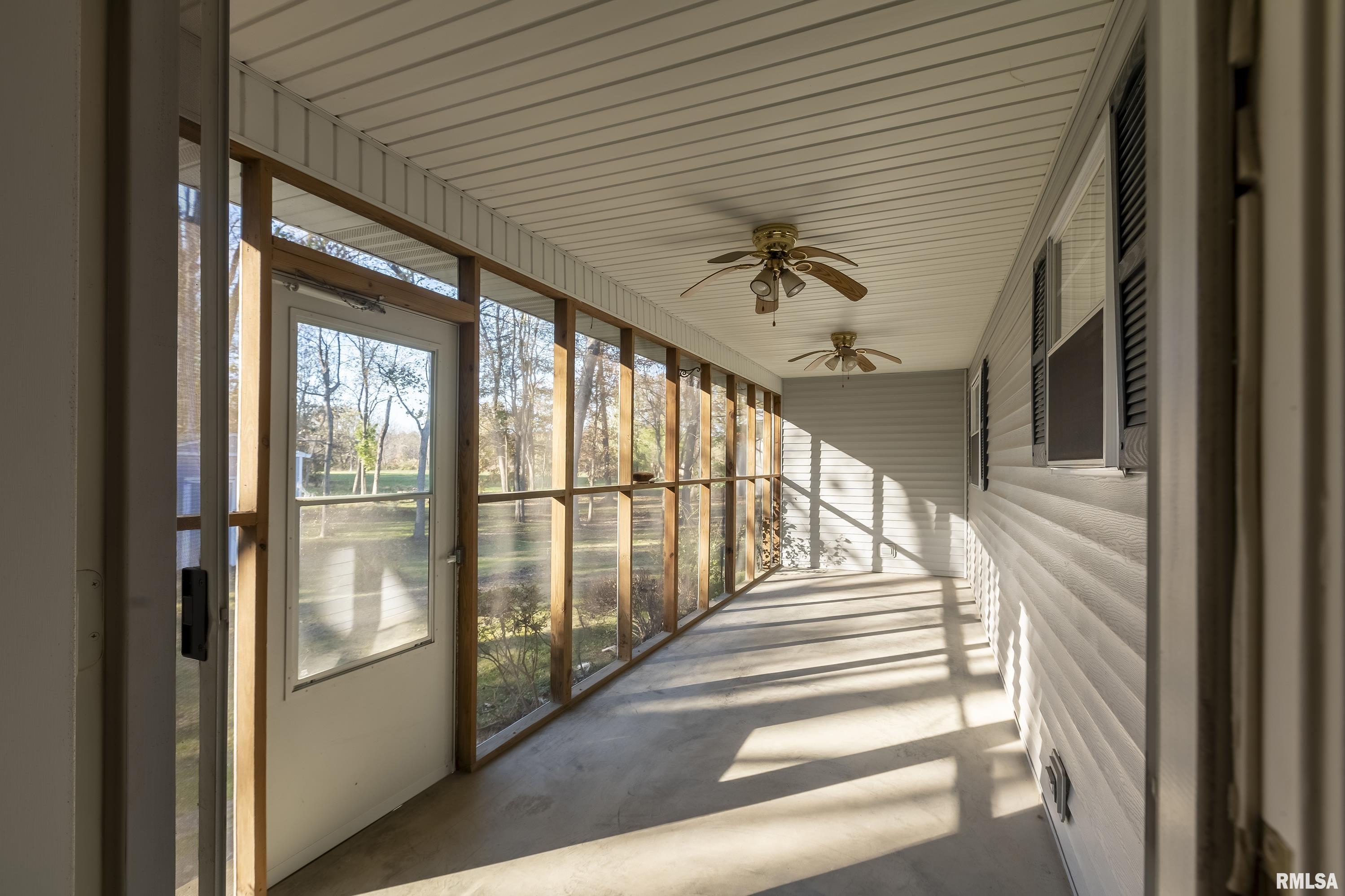 2115 Weaver Road Herrin, IL 62948 - Photo 29 of 35 Gallery Image 29