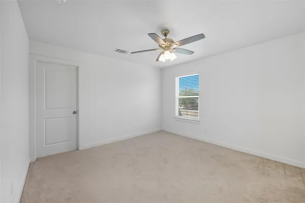 $1,700 | 422 North Elliott Avenue, Sherman, TX 75090