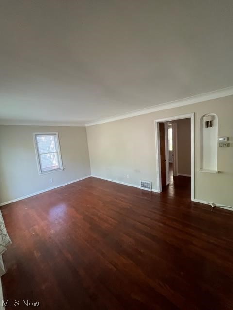 1135 Gordon Road Lyndhurst, OH 44124 - Photo 3 of 20