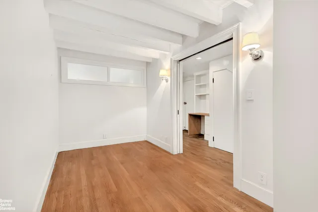 $869,000 | 68 East 93rd Street, Unit 1F | Upper East Side