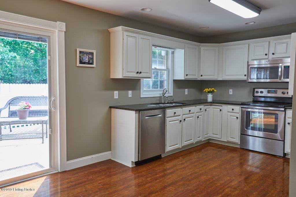 1423 Twin Ridge Road Louisville, KY 40242 - Photo 15 of 34 060419-hoadley-1423-twin-ridge-road-loui