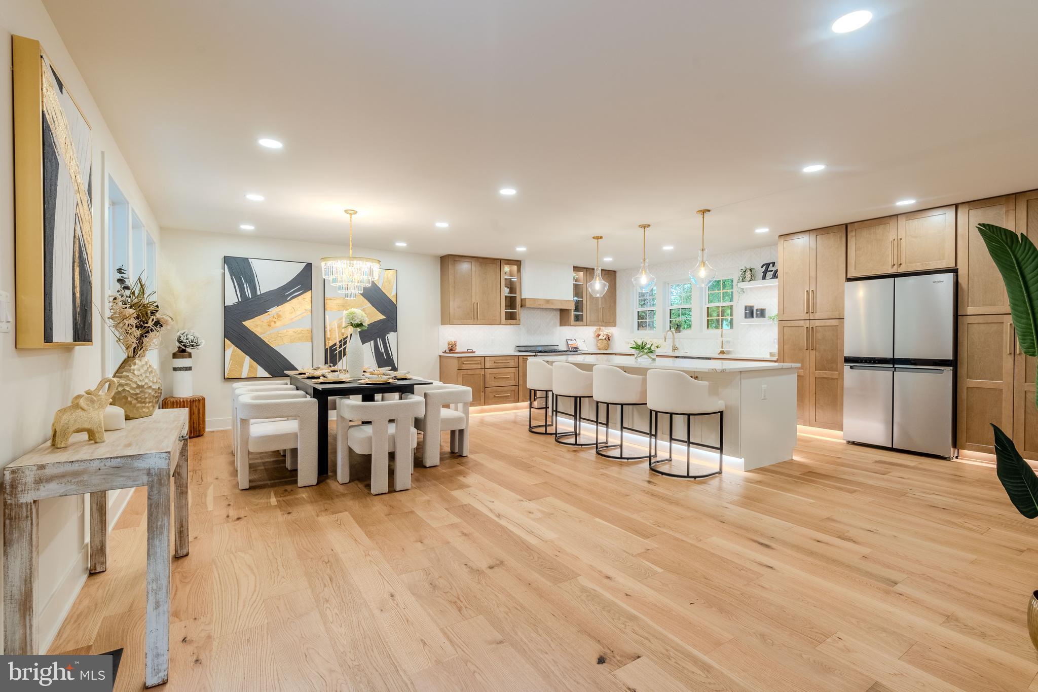 5303 Rolling Road Springfield, VA 22151 - Photo 11 of 48