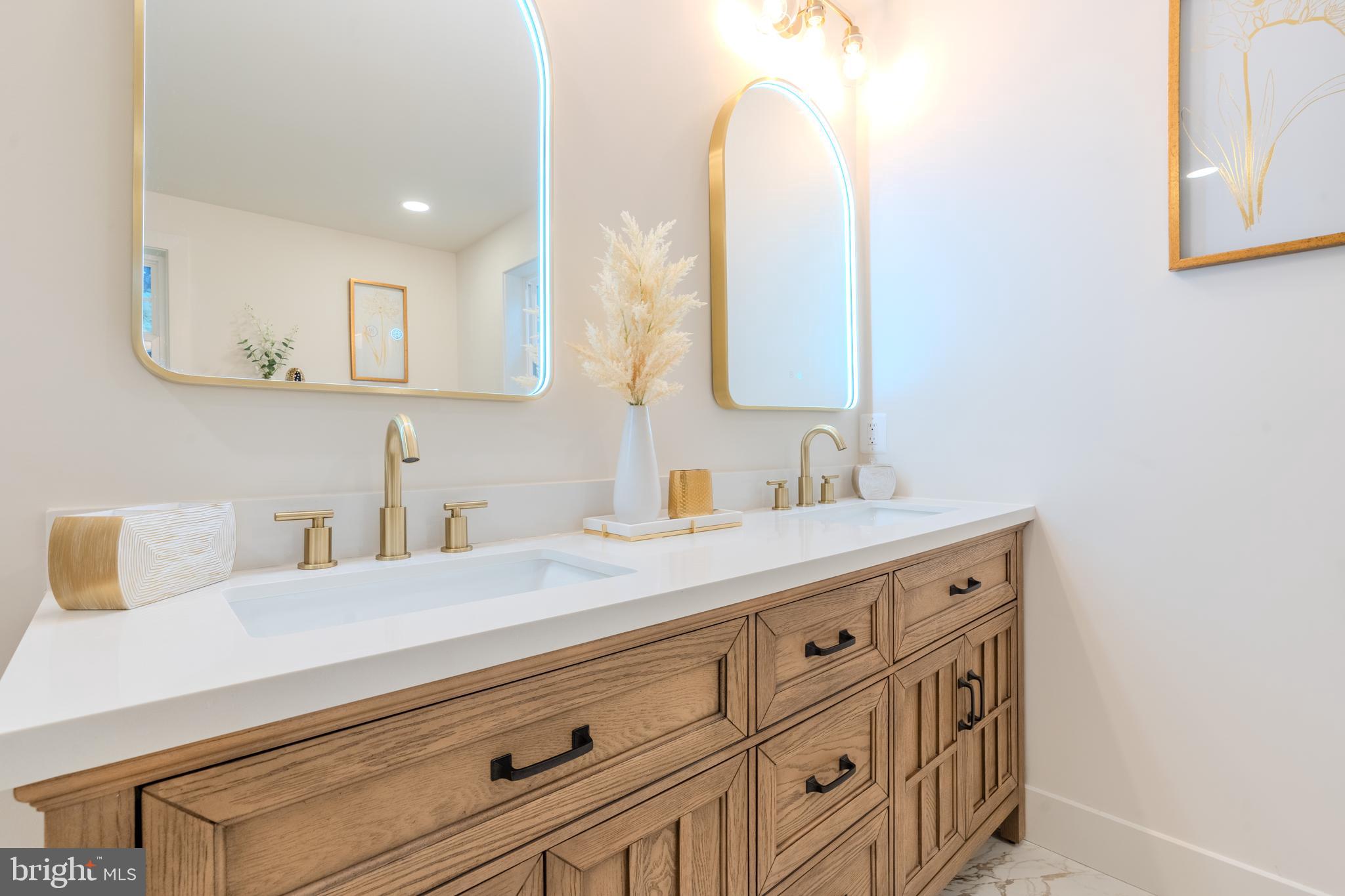 5303 Rolling Road Springfield, VA 22151 - Photo 34 of 48