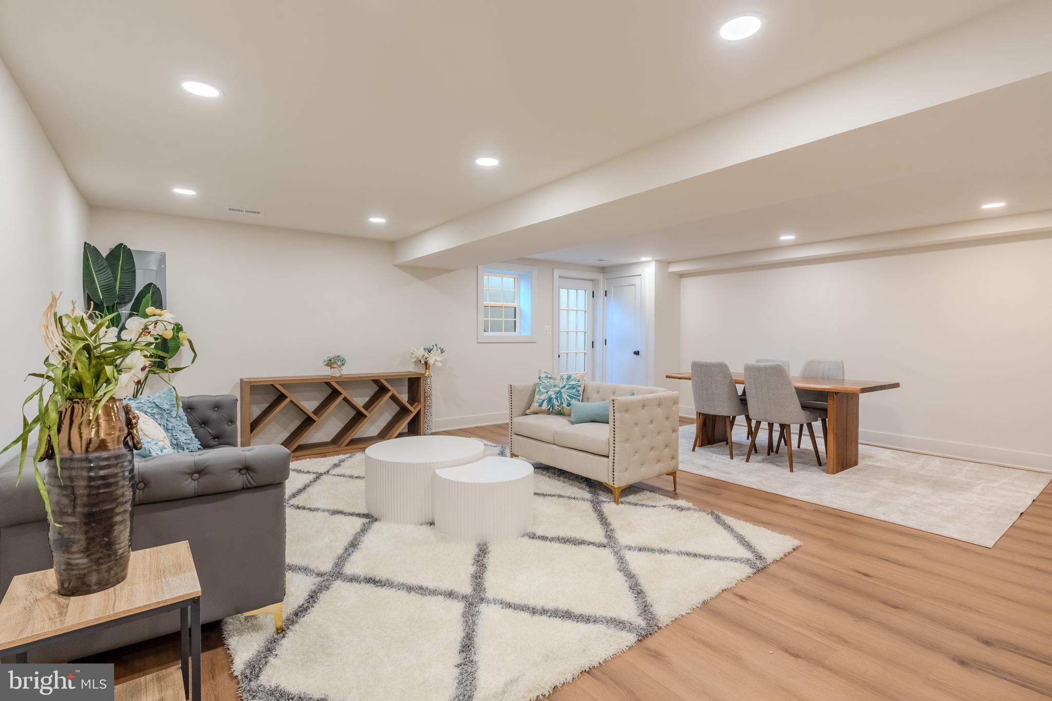 5303 Rolling Road Springfield, VA 22151 - Photo 40 of 48