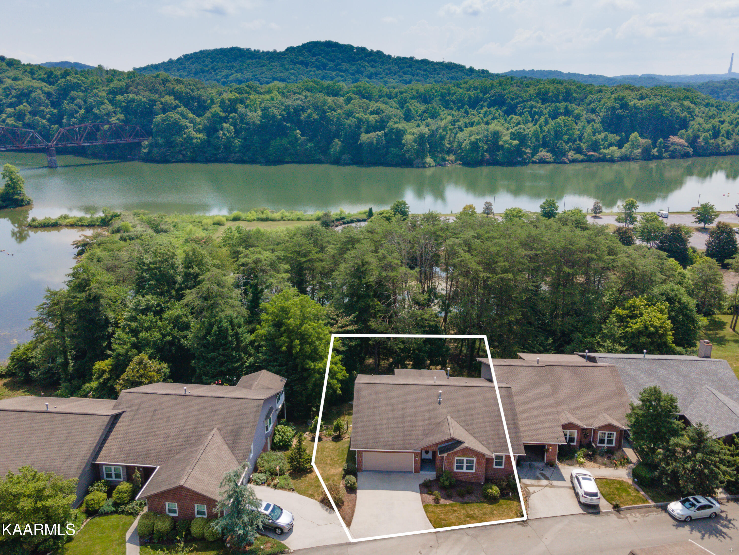 45 Riverview Drive Oak Ridge, TN 37830 - Photo 38 of 41 + Air-1