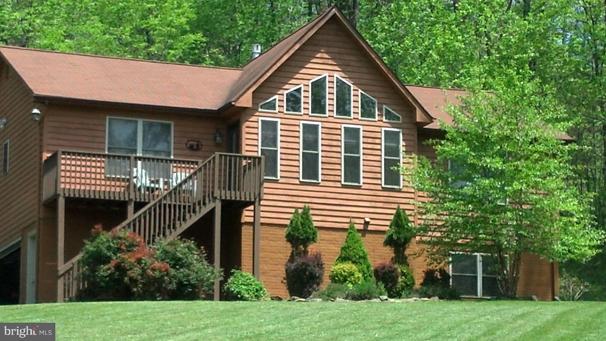 638 Freezeland Road Linden, VA 22642 - Photo 30 of 30 Also looks great in the summer!