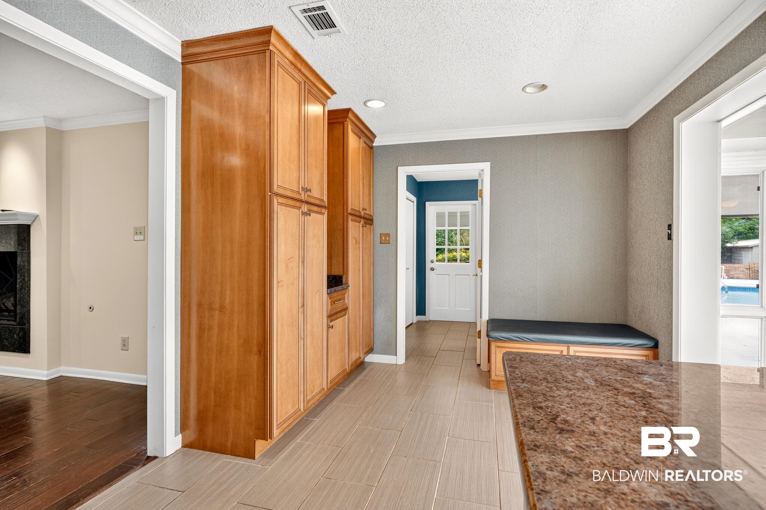 1251 East Spring Valley Drive Mobile, AL 36693 - Photo 19 of 59
