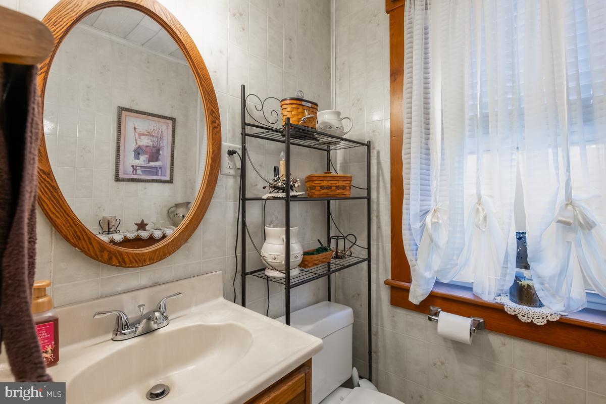 2315 Spring Street Reading, PA 19609 - Photo 17 of 20 Gallery Image 17