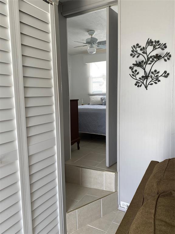 14629 Sunset Drive Delray Beach, FL 33445 - Photo 28 of 35 a view of livingroom and workspace