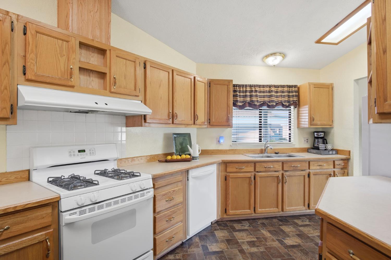 2621 Prescott Road, Unit 151 Modesto, CA 95350 - Photo 11 of 29