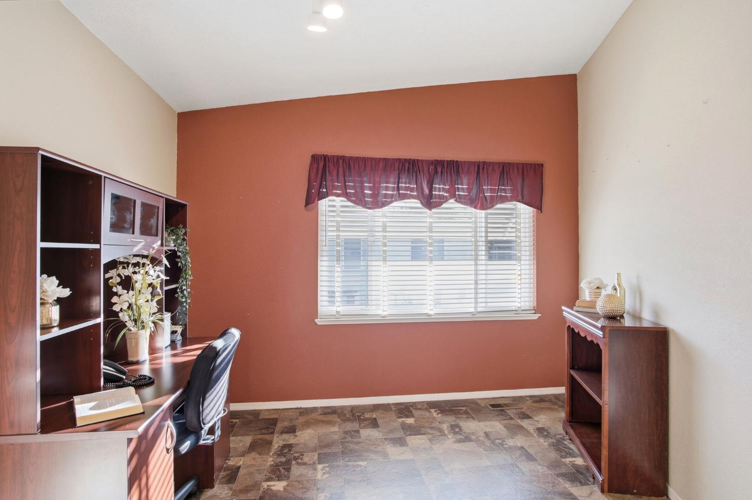 2621 Prescott Road, Unit 151 Modesto, CA 95350 - Photo 8 of 29