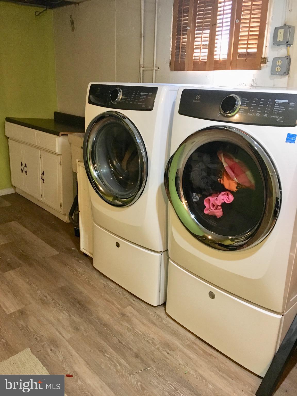 924 Rocklynn Road Springfield, PA 19064 - Photo 15 of 18 Laundry Room