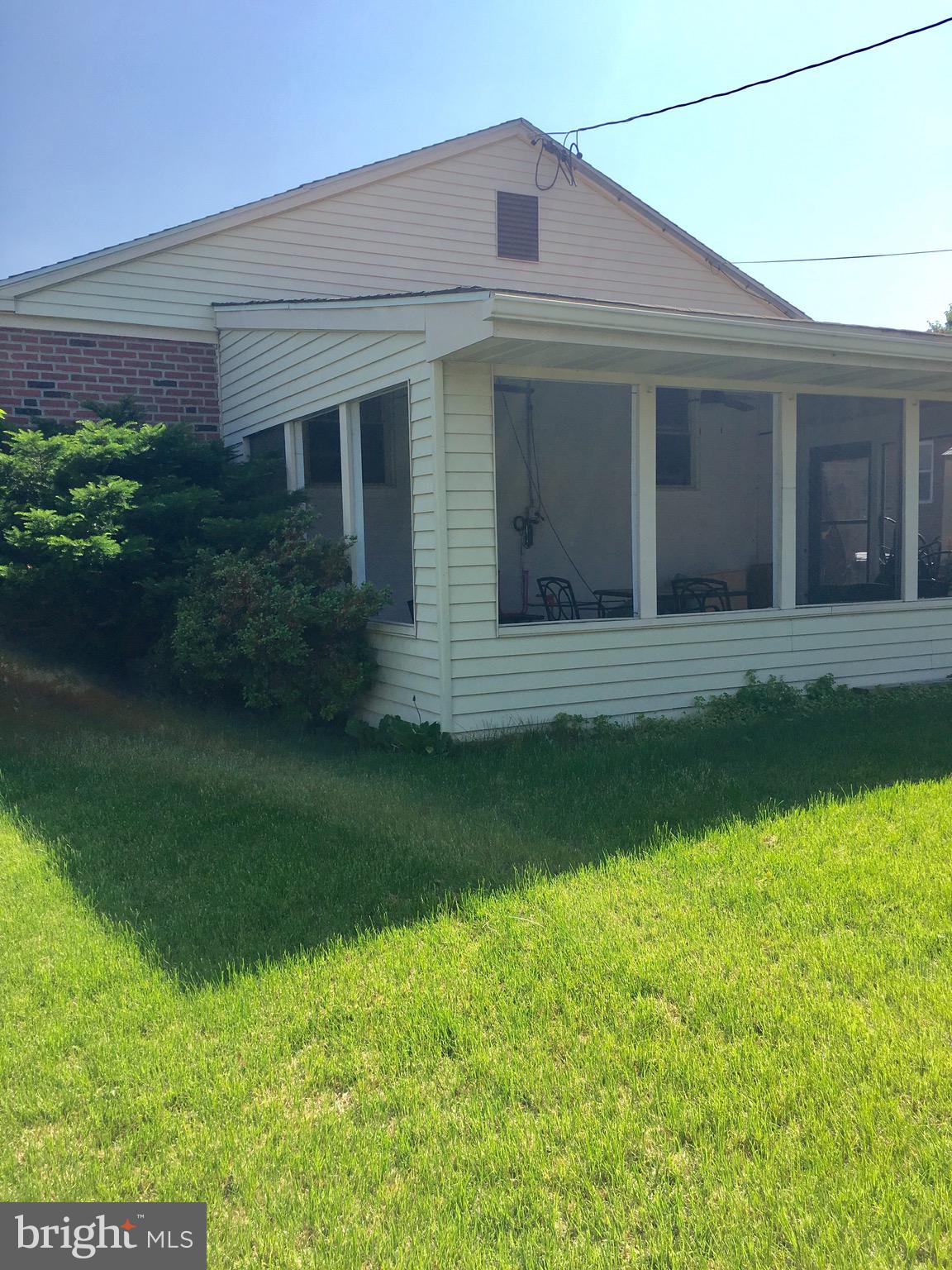 924 Rocklynn Road Springfield, PA 19064 - Photo 17 of 18 Rear Exterior Porch
