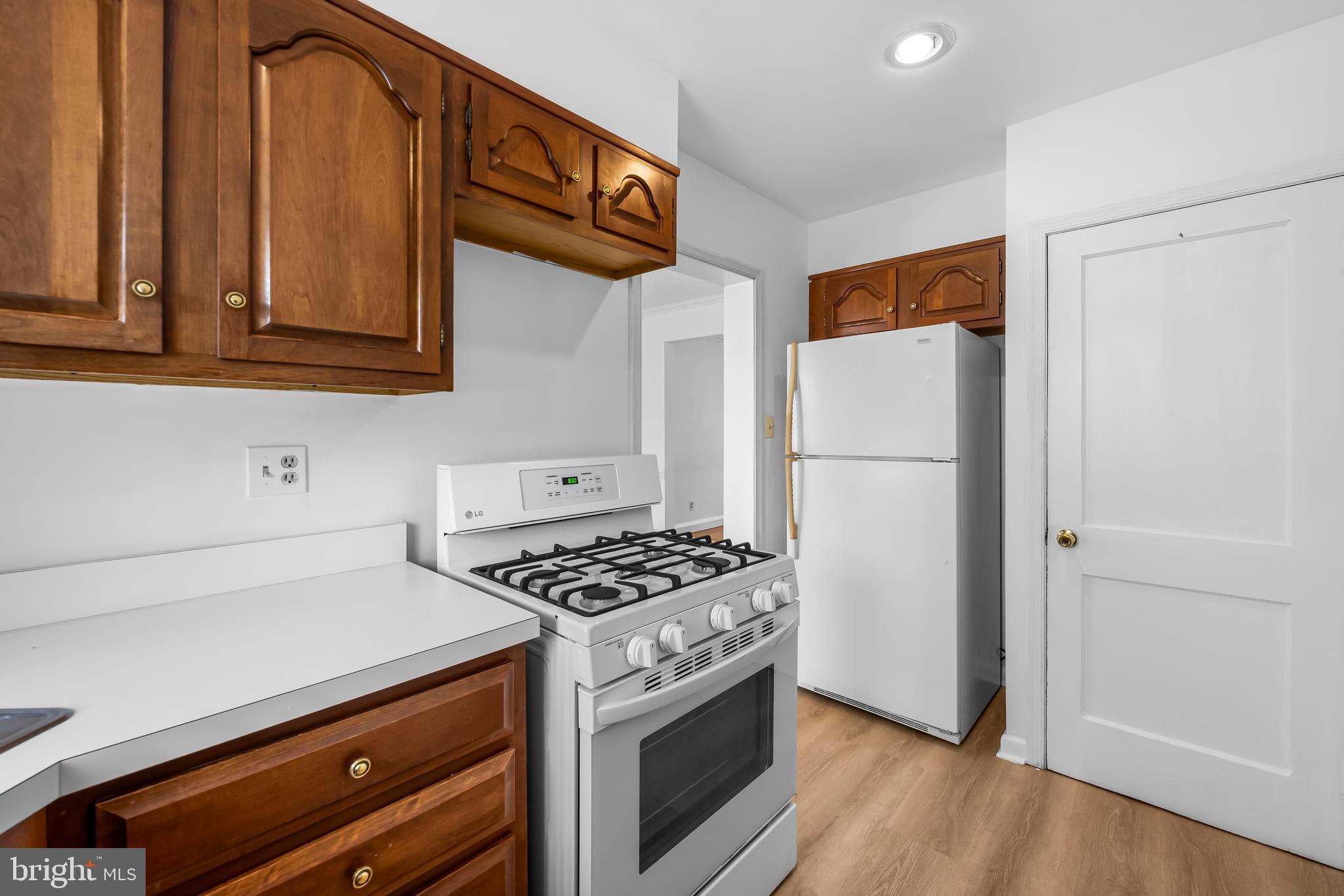 215 Grove Park Road Brooklyn, MD 21225 - Photo 11 of 33