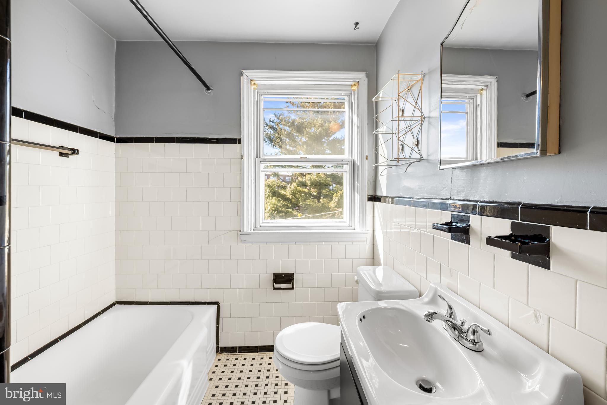 215 Grove Park Road Brooklyn, MD 21225 - Photo 16 of 33