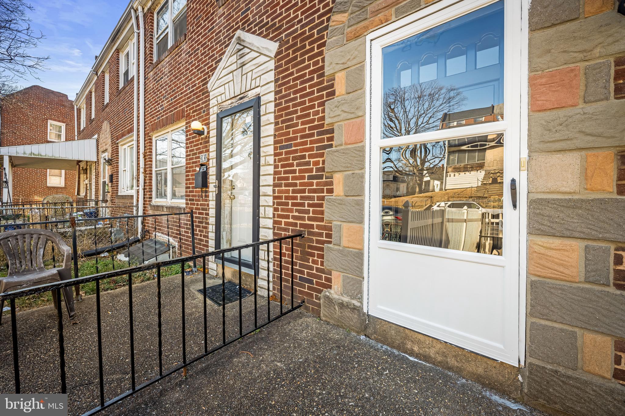 215 Grove Park Road Brooklyn, MD 21225 - Photo 2 of 33