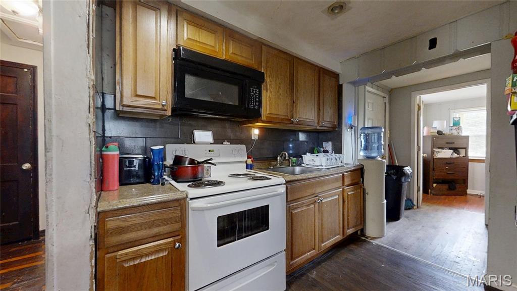 8007 Titus Road St. Louis, MO 63114 - Photo 16 of 50