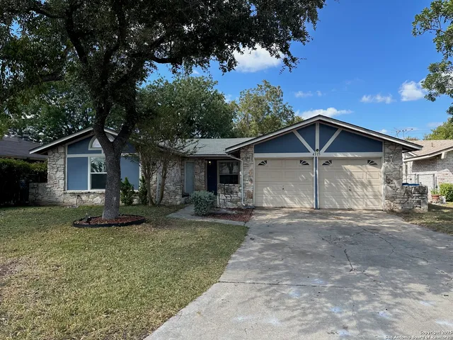 $1,550 | 4315 Hoeneke Drive, Kirby, TX 78219