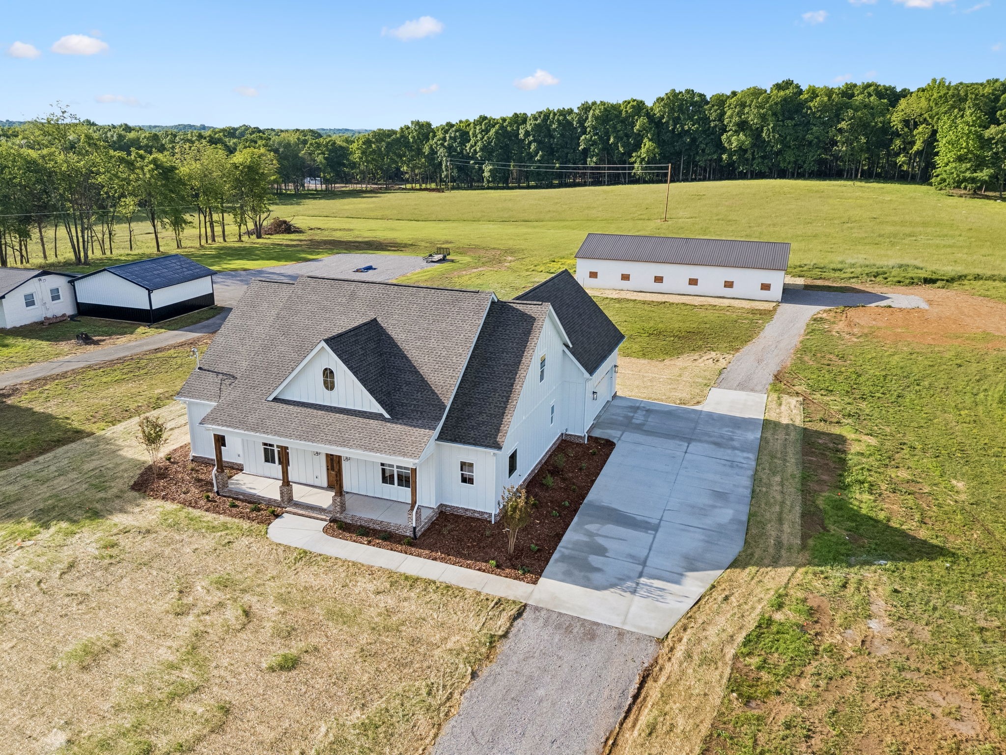 2797 Unionville Road Chapel Hill, TN 37034 - Photo 2 of 91