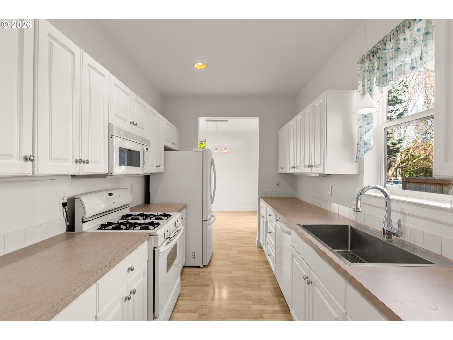 1703 Southeast Clinton Street Portland, OR 97202 - Photo 13 of 31