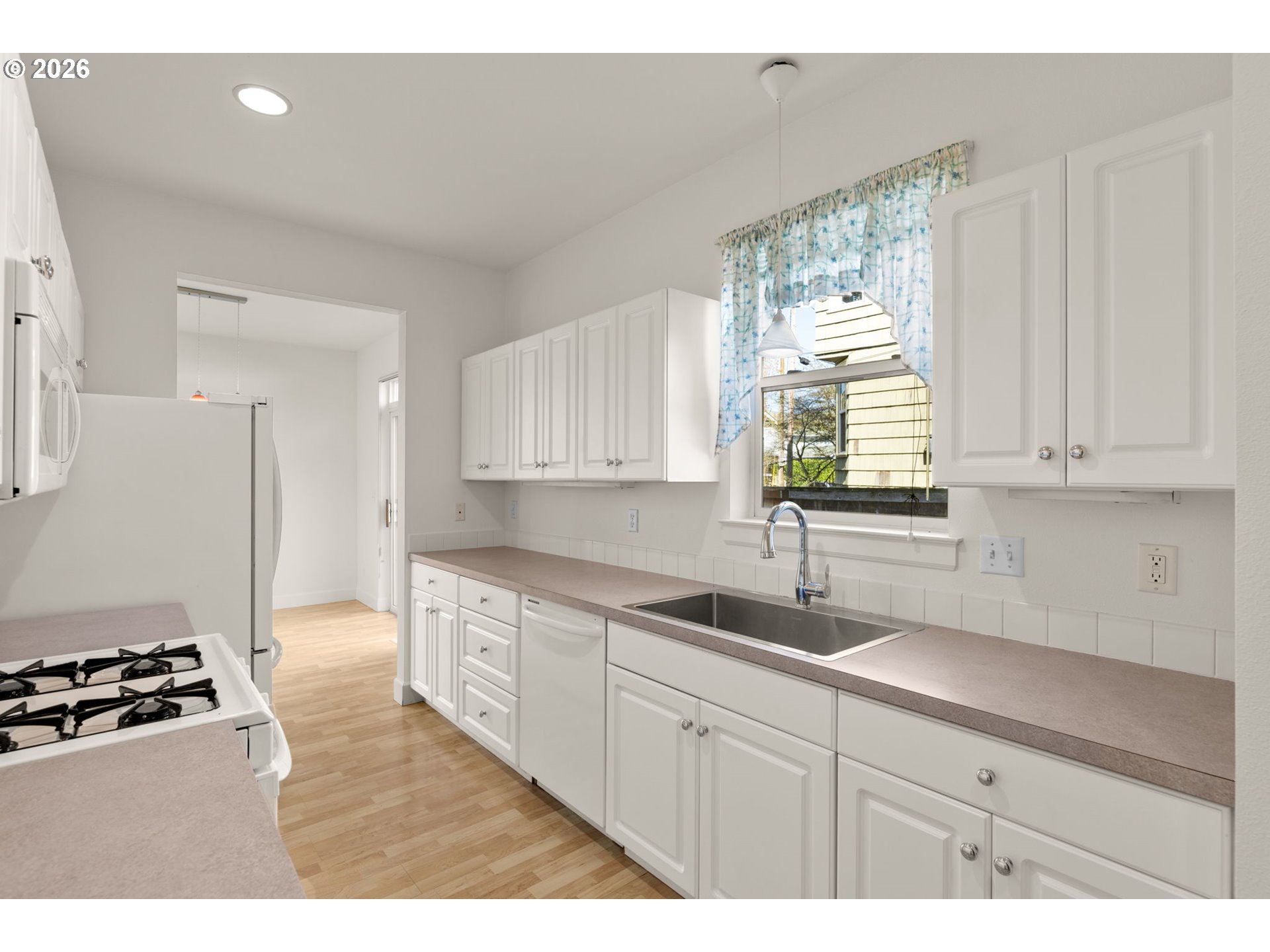 1703 Southeast Clinton Street Portland, OR 97202 - Photo 14 of 31