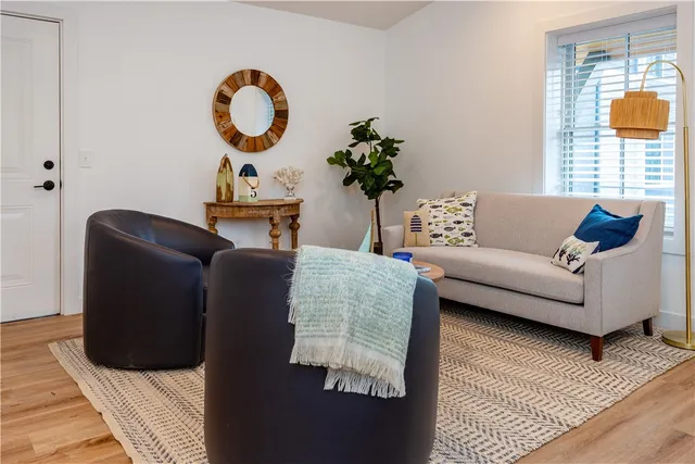 $369,900 | 32 Exchange Street, Unit 203, East Greenwich, RI 02818