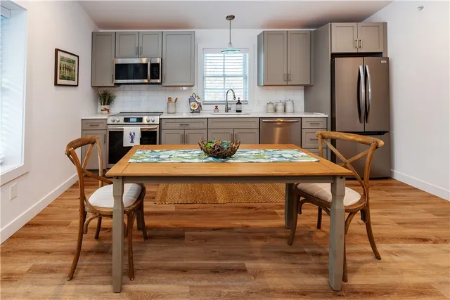 $369,900 | 32 Exchange Street, Unit 203, East Greenwich, RI 02818