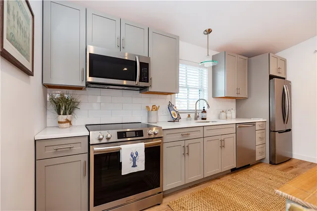 $369,900 | 32 Exchange Street, Unit 203, East Greenwich, RI 02818