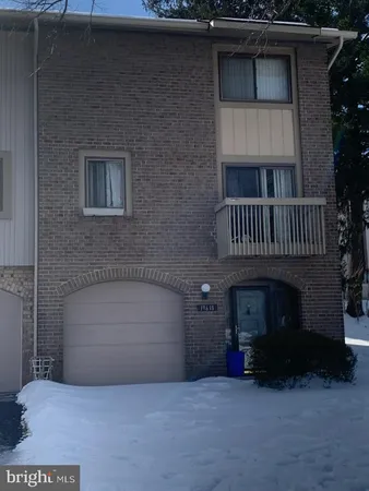 $319,900 | 19618 Brassie Place, Unit 12J, Montgomery Village, MD 20886