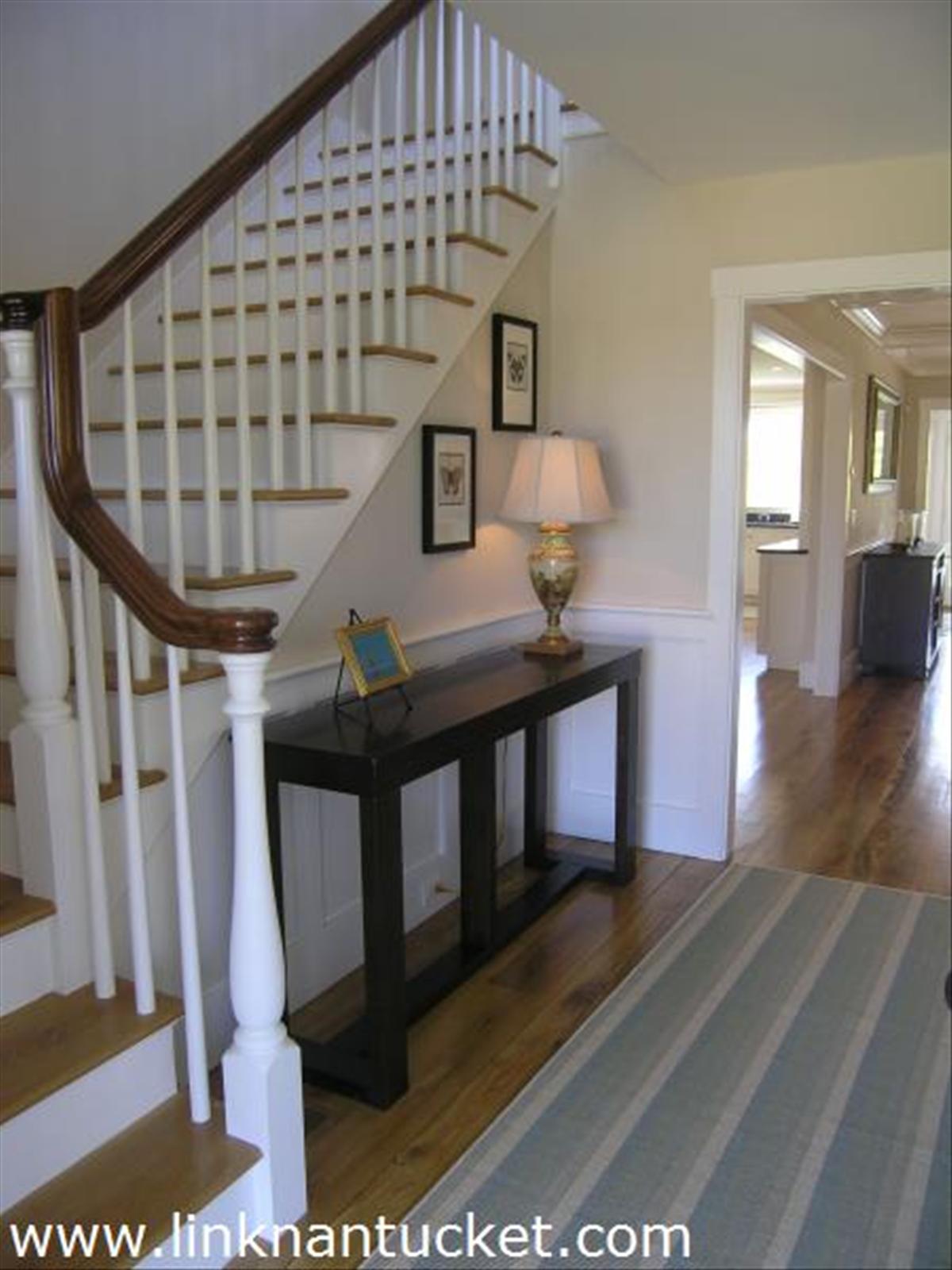 32 Pocomo Road Nantucket, MA 02554 - Photo 5 of 27 Entryway