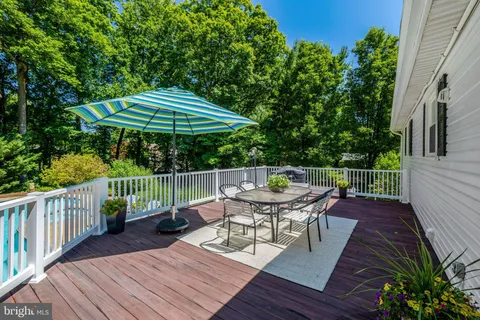 $895,000 | 12006 Wayland Street, Oakton, VA 22124