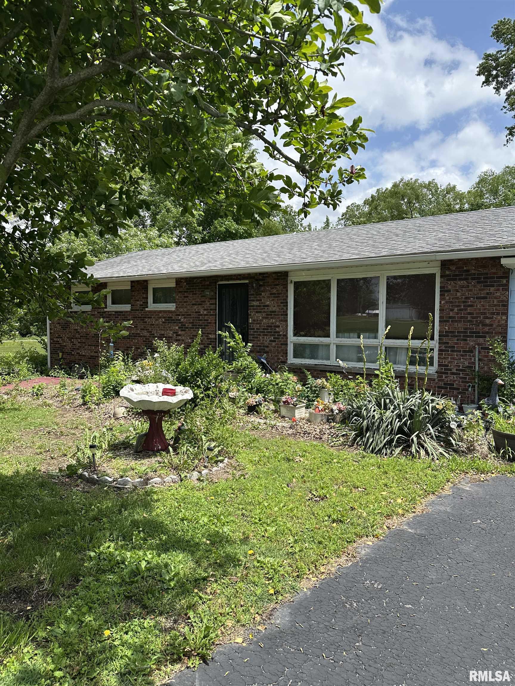 1480 Hemlock Road Du Quoin, IL 62832 - Photo 1 of 22 Gallery Image 1