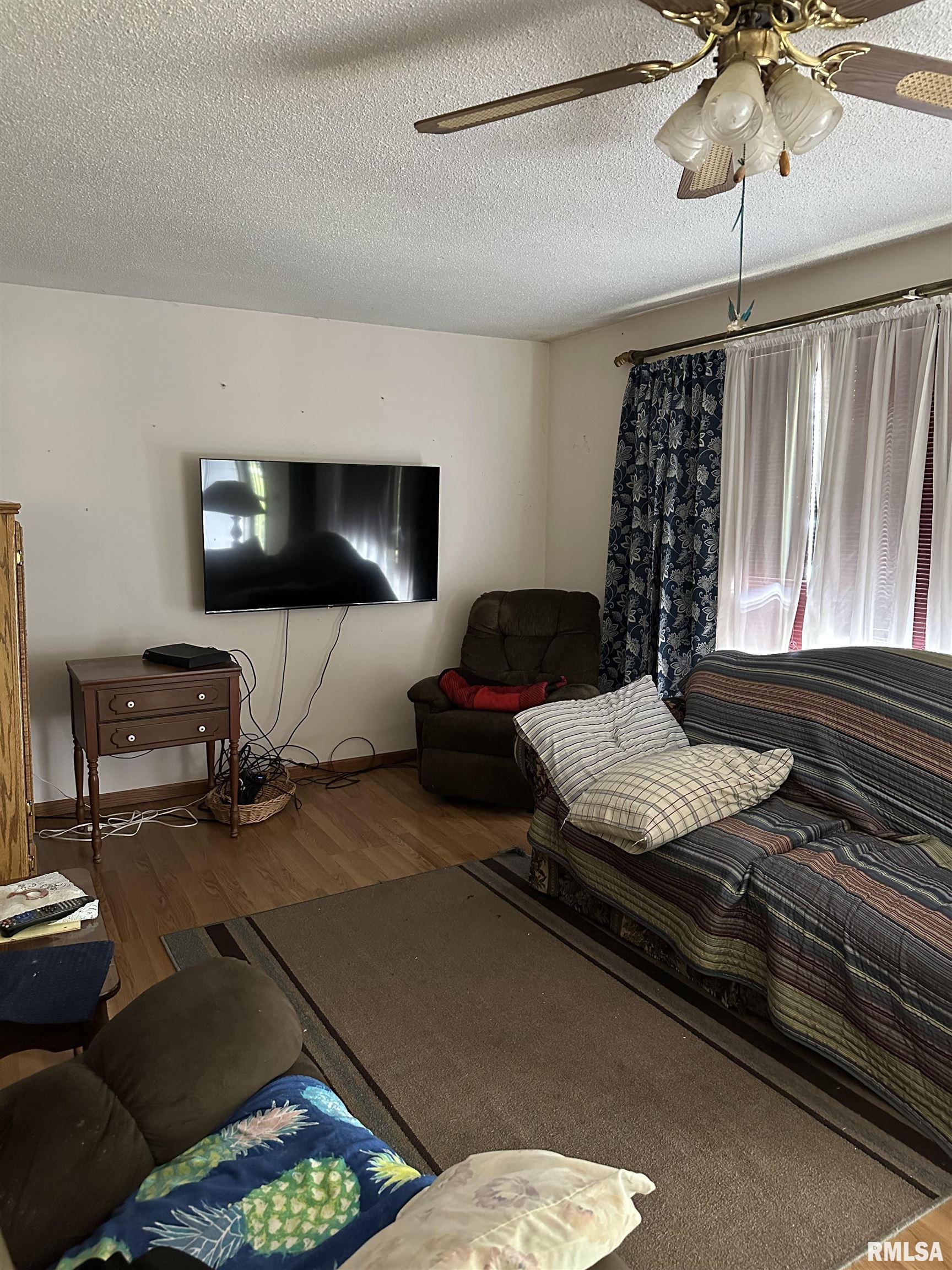 1480 Hemlock Road Du Quoin, IL 62832 - Photo 16 of 22 Gallery Image 16