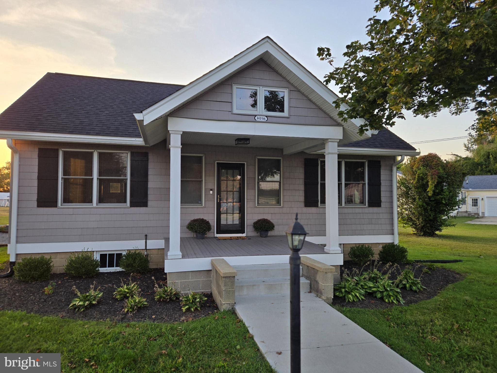 14198 Union Street Milton, DE 19968 - Photo 2 of 49 Charming bungalow with inviting porch.