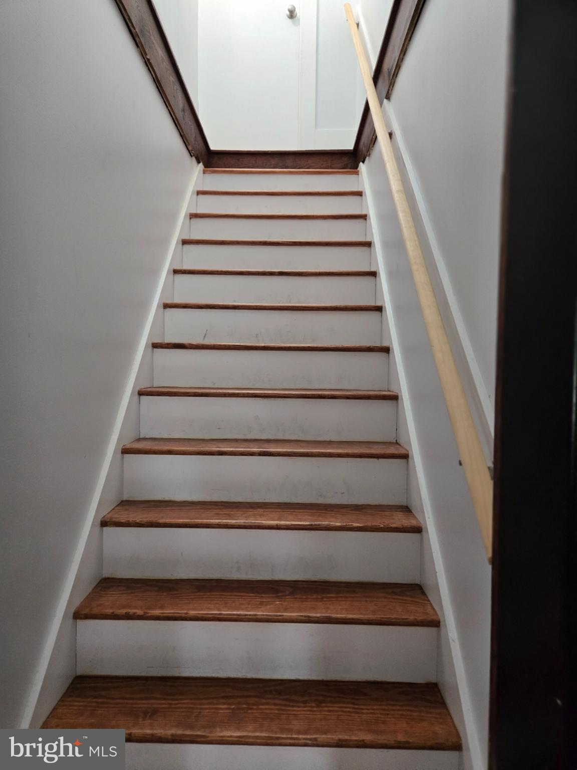 14198 Union Street Milton, DE 19968 - Photo 30 of 49 Inviting ascent to a bright upper level.