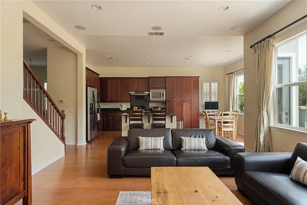 $2,400,000 | 16632 Camilia Avenue, Tustin, CA 92782