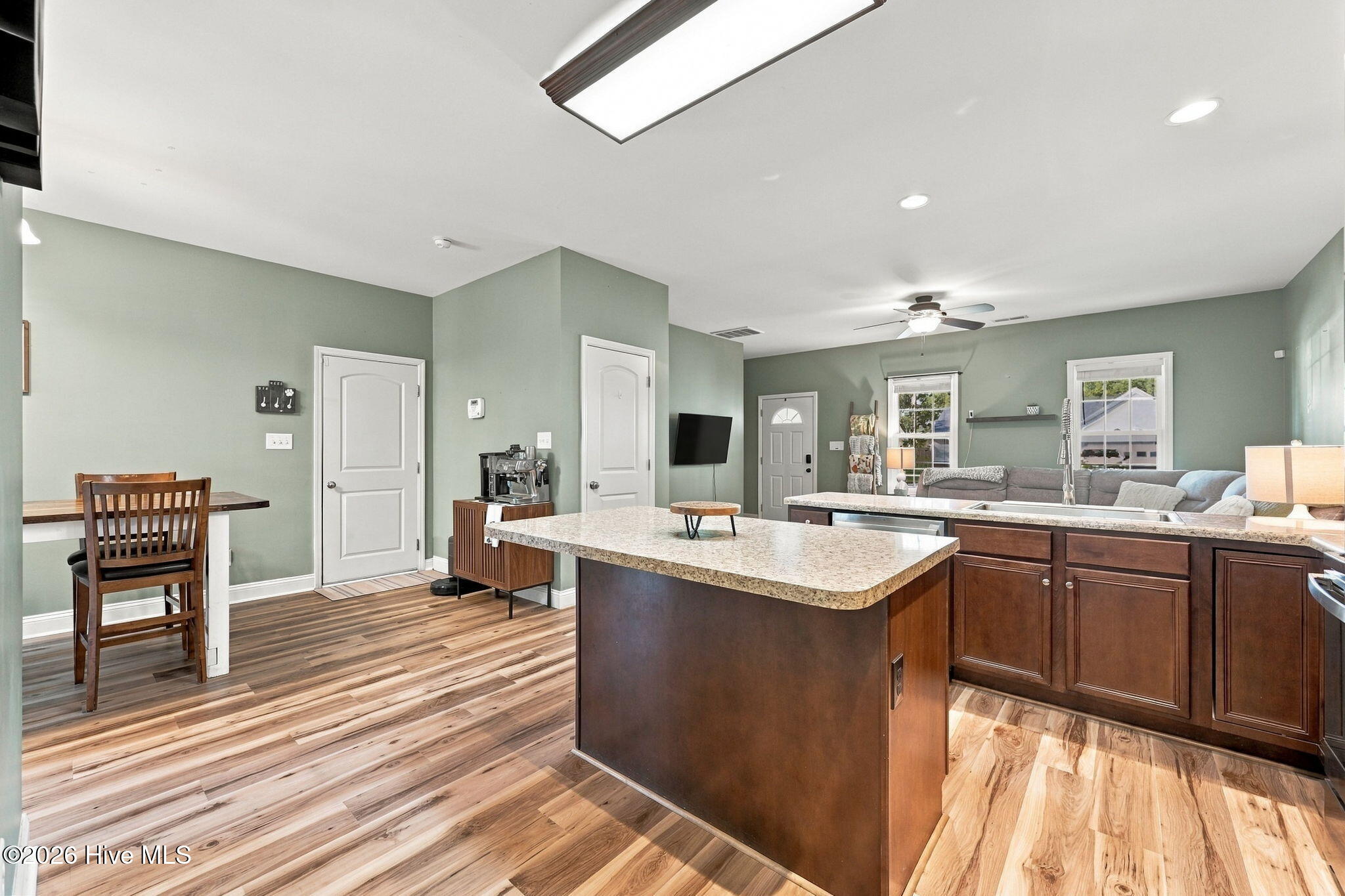 304 Raintree Circle Jacksonville, NC 28540 - Photo 16 of 46 28-web-or-mls-RAD_5804